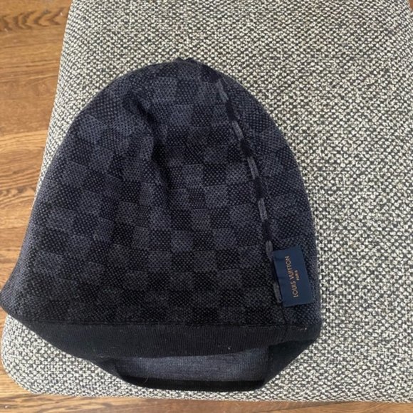 Louis Vuitton Néo Petit Damier Beanie - Picture 2 of 5